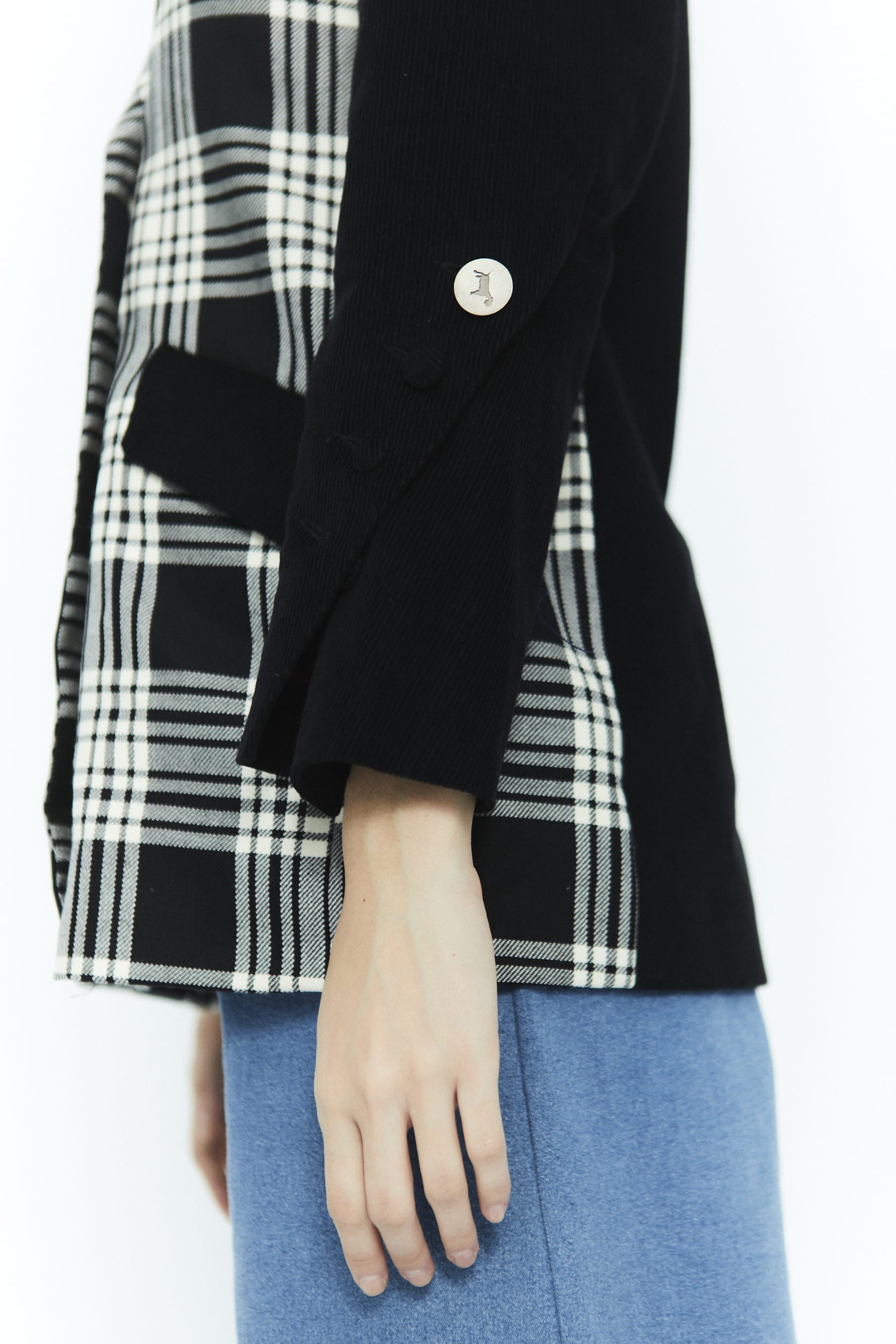 Blazer Wood Clan Menzies Black & White